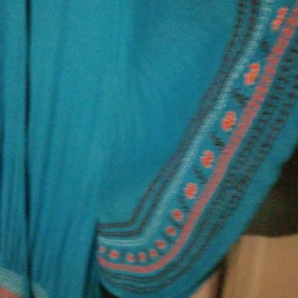 Shirt / dress - Picture 2 of 2